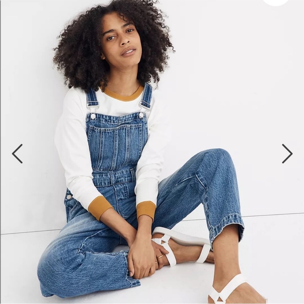 Madewell Straight Leg Overalls in Hickory Wash- Med